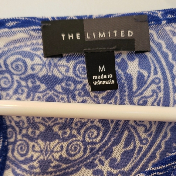 The Limited Blue 3/4 Sleeve Blouse with Geometric Pattern - Picture 2 of 4